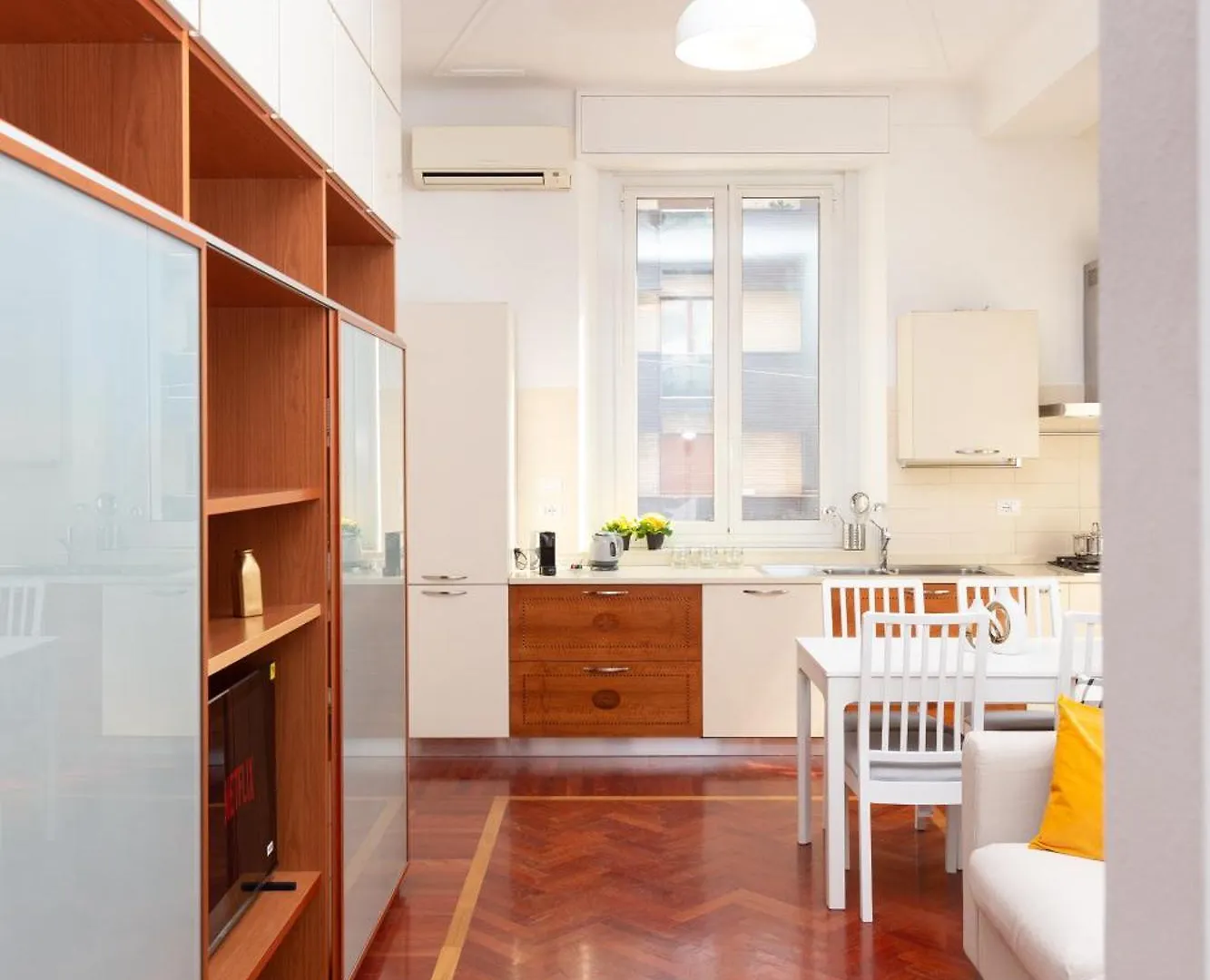 Da Vinci Exclusive Apartment - Milano Centrale,M3, Isola District Italy