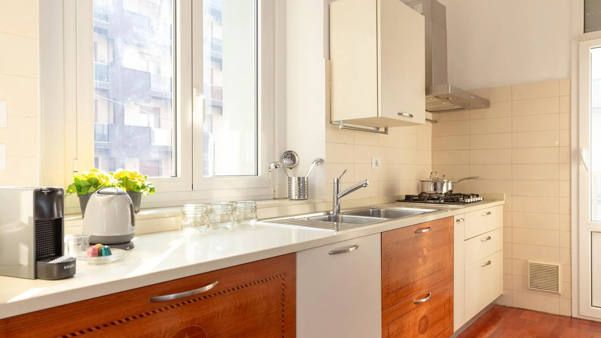 Da Vinci Exclusive Apartment - Milano Centrale,M3, Isola District  Milan