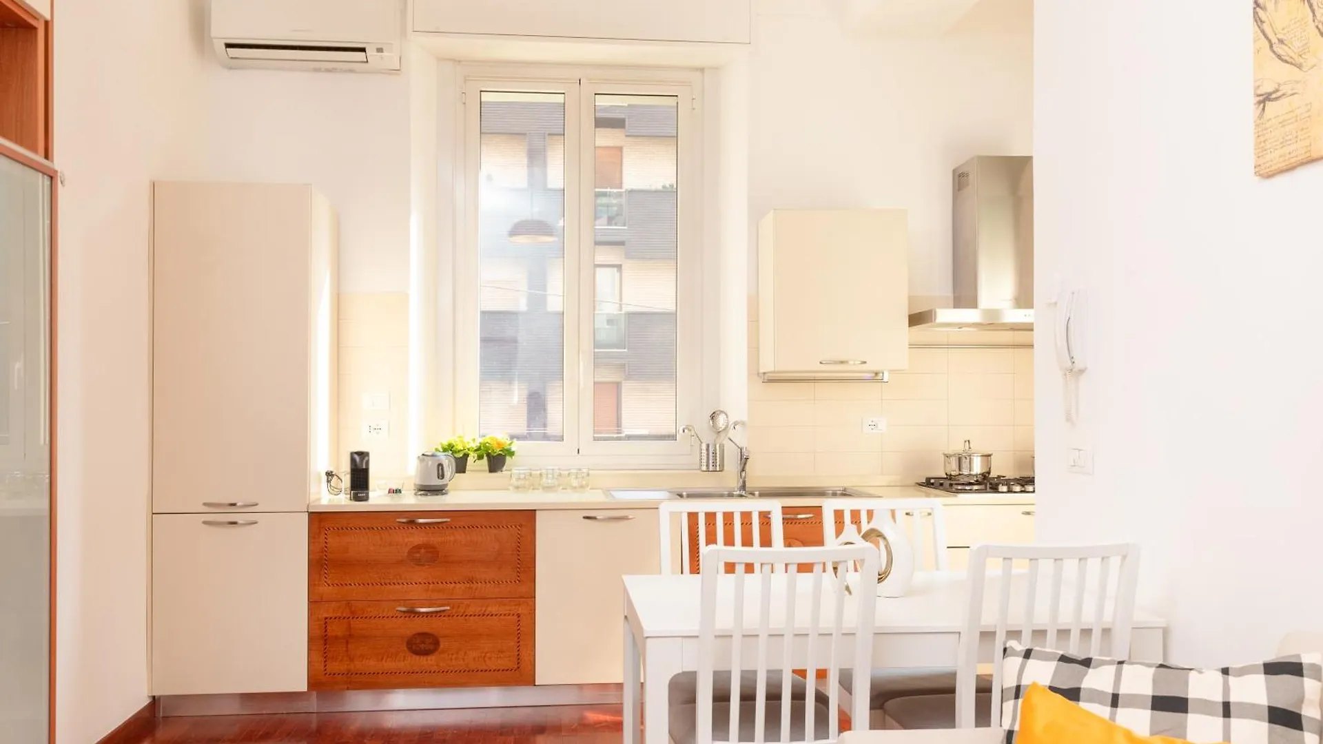 Da Vinci Exclusive Apartment - Milano Centrale,M3, Isola District location